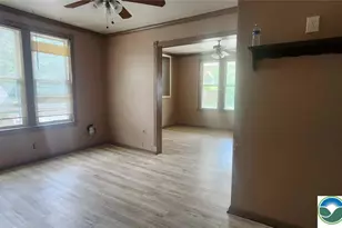 2463 Hillside Ave, Wilson Boro, PA 18042 - Photo 6