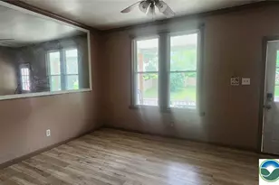 2463 Hillside Ave, Wilson Boro, PA 18042 - Photo 4