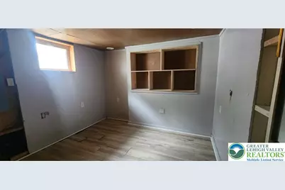 2463 Hillside Avenue, Wilson Boro, PA 18042 - Photo 26