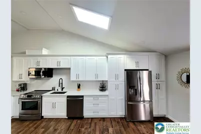 6395 Cherokee Trail, Coolbaugh Twp, PA 18466 - Photo 4