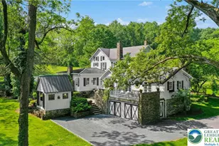 282 Crabapple Ln, Middle Smithfield, PA 18302 - Photo 4