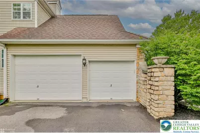 780 Ramblewood Drive, Forks Twp, PA 18040 - Photo 4