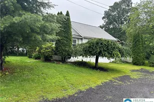 3538 Mountain Rd, Washington Township, PA 18080 - Photo 2