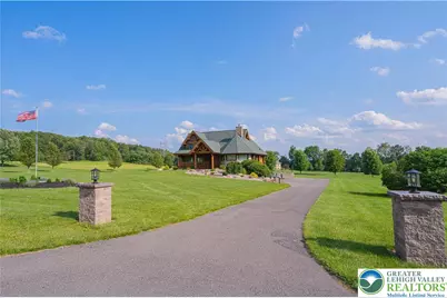 379 Meyer Road, Bushkill Twp, PA 18064 - Photo 6