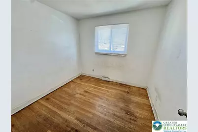 909 Genesee Street, Allentown City, PA 18103 - Photo 2