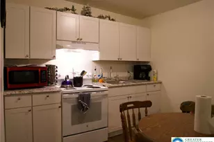 86 Garibaldi Ave, Roseto Boro, PA 18013 - Photo 8