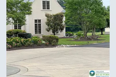 5044 Vera Cruz Road, Upper Saucon Township, PA 18034 - Photo 4