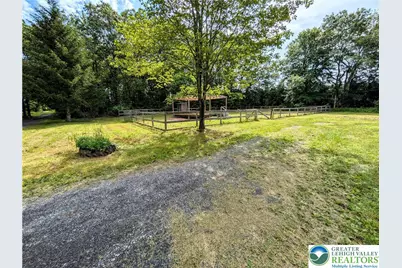 223 Brink Road, Chestnuthill Twp, PA 18353 - Photo 6