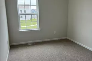 1207 Susan Cir, Upper Macungie Township, PA 18031 - Photo 12