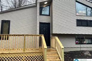 3322 Woodland Dr, Coolbaugh Twp, PA 18466 - Photo 2