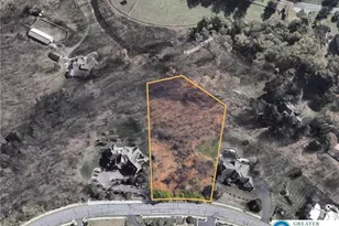 2695 Apple Valley Estates Dr, South Whitehall Twp, PA 18069 - Photo 2