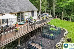 1079 Marshalls Creek Rd, Middle Smithfield, PA 18302 - Photo 16