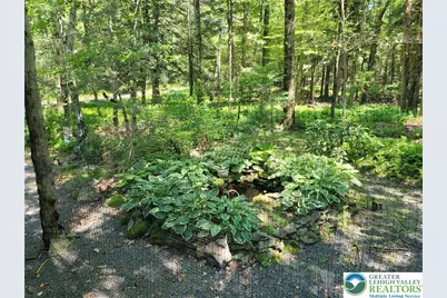 2048 Beaver Run Road, Pocono Lake, PA 18347 - Photo 22