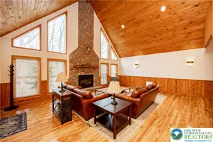 1212 Acacia Dr, Hawley, PA 18428 - Photo 16