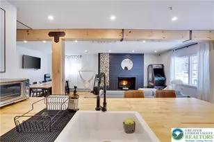 9379 Fairmount, Coolbaugh Twp, PA 18466 - Photo 12