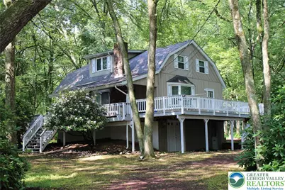 156 Bear Creek Lake Drive, Penn Forrest, PA 18229 - Photo 2