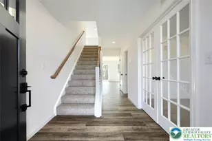 253 Center Rd, Allen Township, PA 18067 - Photo 2