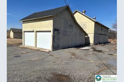 6341 Memorial Road, Heidelberg Township, PA 18053 - Photo 8