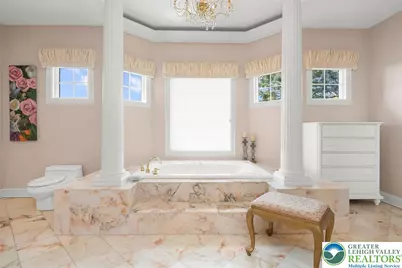 4303 W Wyndemere Circle, Lowhill Twp, PA 18078 - Photo 28