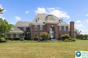 4303 W Wyndemere Cir, Lowhill Twp, PA 18078 - Photo 2