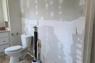 210 2nd St, Slatington Boro, PA 18080 - Photo 6