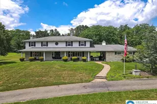 2530 Mahoning Dr W, Mahoning Twp, PA 18235 - Photo 2