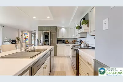 2530 Mahoning Drive W, Mahoning Twp, PA 18235 - Photo 16