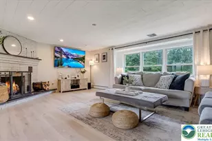 2530 Mahoning Dr W, Mahoning Twp, PA 18235 - Photo 10