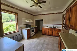 573 Fairview Ave, Bangor Boro, PA 18013 - Photo 4