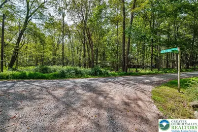 804 Evergreen Drive, Coolbaugh Twp, PA 18347 - Photo 4