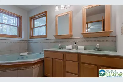 533 Maxatawny Drive, Coolbaugh Twp, PA 18347 - Photo 24