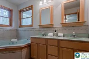 533 Maxatawny Dr, Coolbaugh Twp, PA 18347 - Photo 24