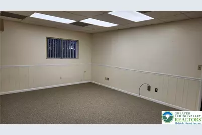 2814 Walbert Avenue, South Whitehall Township, PA 18104 - Photo 6