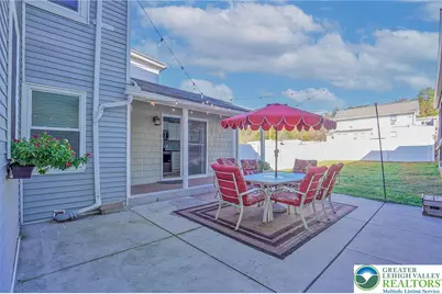 417 E Union Street, Tamaqua Boro, PA 18252 - Photo 6