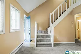 461 Somerset Dr, East Stroudsburg, PA 18301 - Photo 6