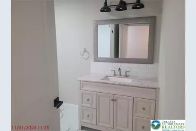 121 Main Street, Alburtis Boro, PA 18011 - Photo 8