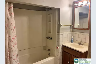 270 Lake Minsi Drive, Upper Mt Bethel Twp, PA 18013 - Photo 8