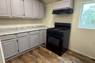 518 Oak St, Allentown, PA 18102 - Photo 4