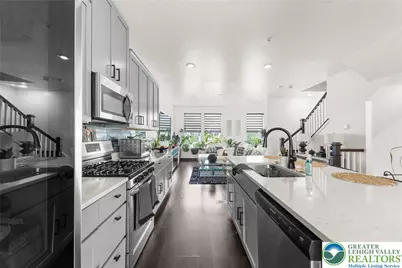 7555 Clayton Avenue, Upper Saucon Township, PA 18036 - Photo 12