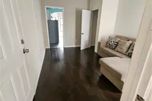 438 N 7th St, Allentown City, PA 18102 - Photo 4