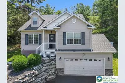 401 Pierce Lane, Smithfield Twp, PA 18301 - Photo 6