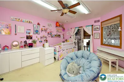 5061 Wendi Drive W, Upper Milford Township, PA 18092 - Photo 46