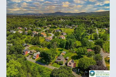 1709 Reading Drive, Bethlehem City, PA 18015 - Photo 90