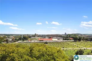 2133 W Gordon St, Allentown City, PA 18104 - Photo 2