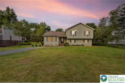 261 Clearview Drive, Tobyhanna Twp, PA 18334 - Photo 2