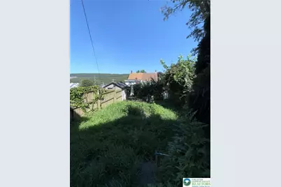 307 E Abbott Street, Lansford Boro, PA 18232 - Photo 4