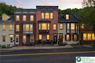 131 W Broadway, Jim Thorpe Boro, PA 18229 - Photo 2