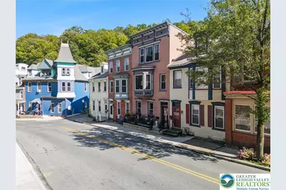 131 W Broadway, Jim Thorpe Boro, PA 18229 - Photo 6