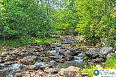 386 Camelback Road, Pocono Twp, PA 18372 - Photo 4