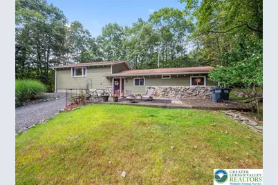 349 Carnation Road, Middle Smithfield, PA 18302 - Photo 2